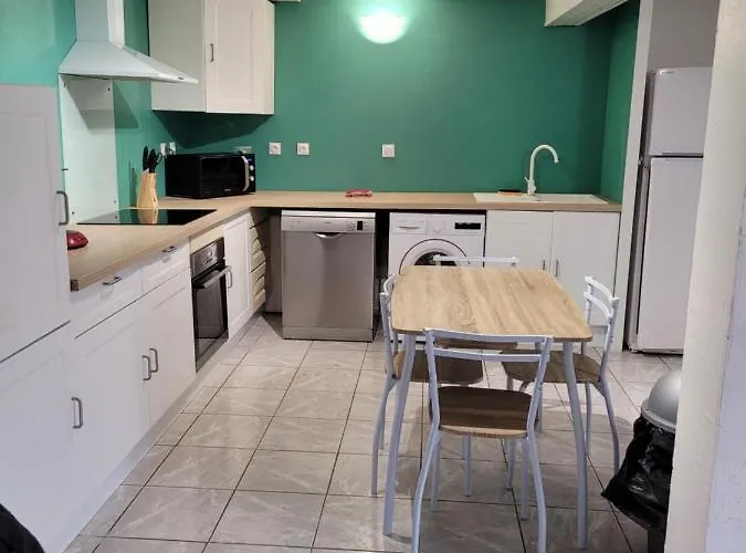 Holiday home Domaine De Poulharies -cinsault Carcassonne