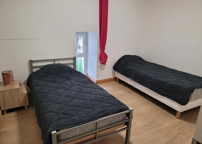 Domaine De Poulharies -cinsault Holiday home *